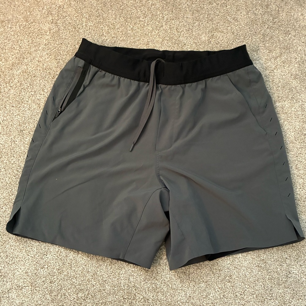 Ten Thousand Size L The Interval short 7” Men's Gray Athletic Shorts